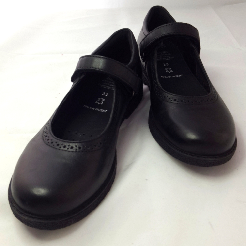 Geox J Shawntel Black NWOT 35 or Girls Size 3 Mary Jane Leather
